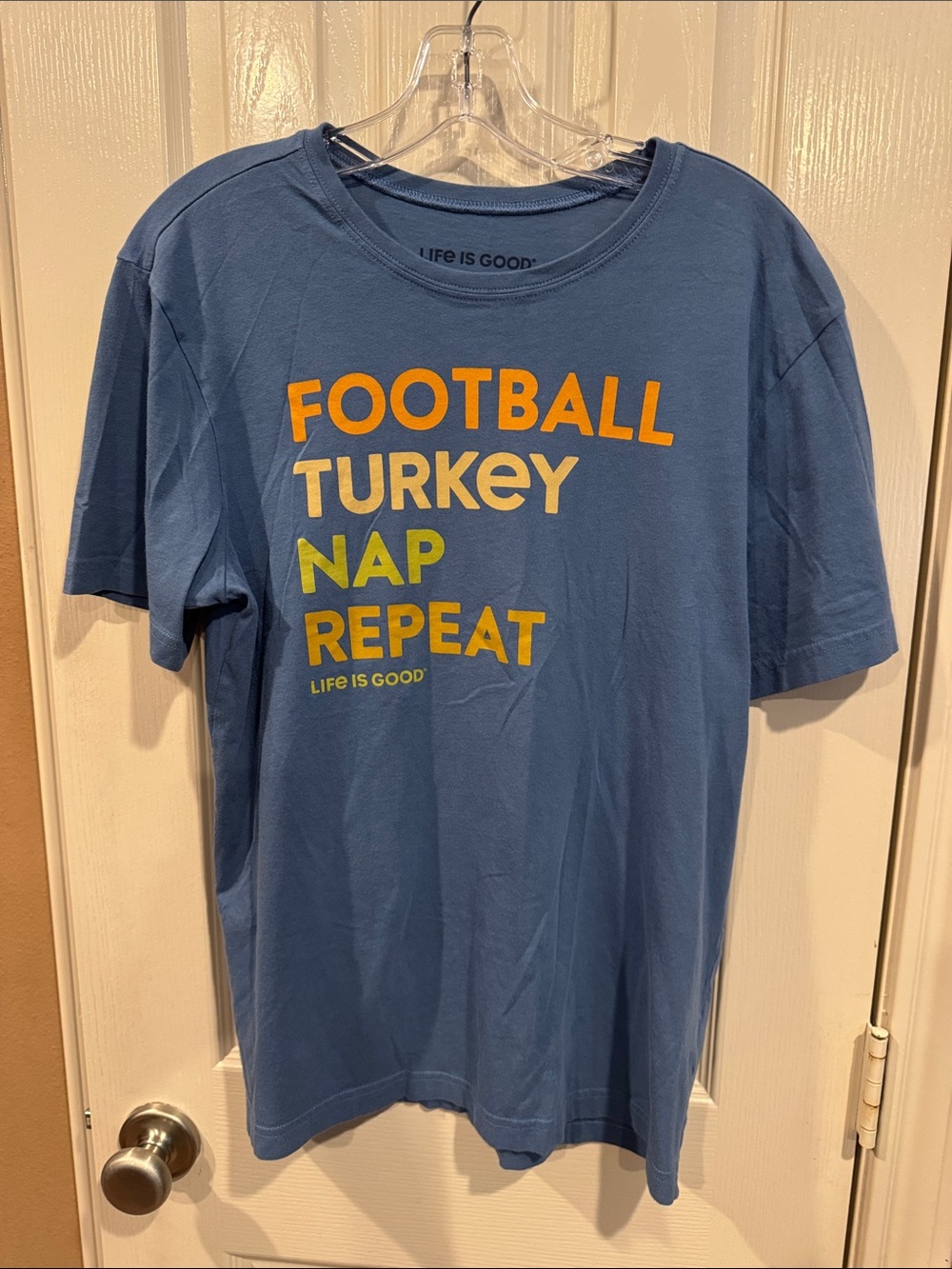 Like New - Life is Good Unisex “Football Turkey” T-Shirt. Sz Small (men’s sizing
